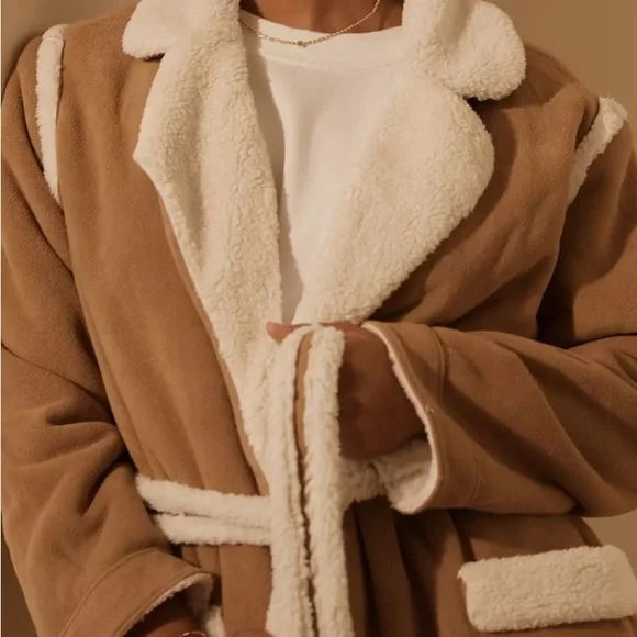 UGG Classic Long Robe-XL- 🆕 - Picture 6 of 6